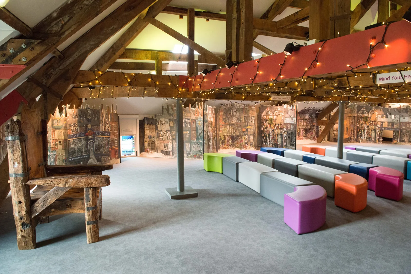 The Stable - Bar area 